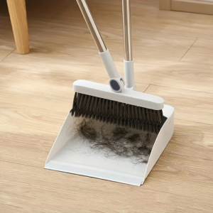 2 Pieces Broom and Dustpan Set
